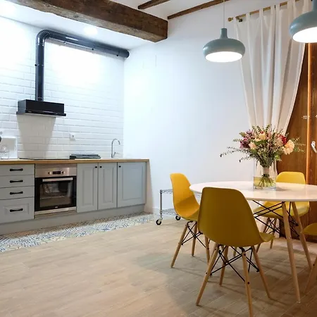 La Moma & Apartment *