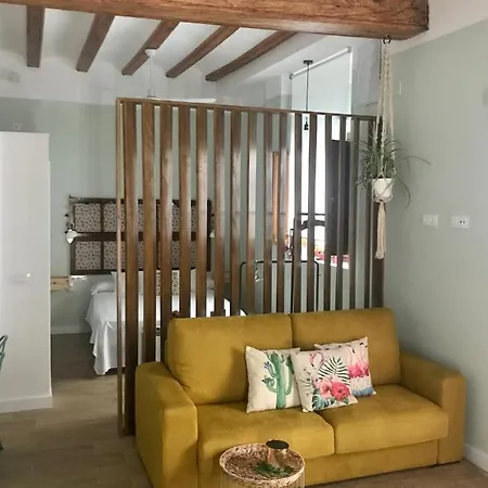 La Moma & Apartment *